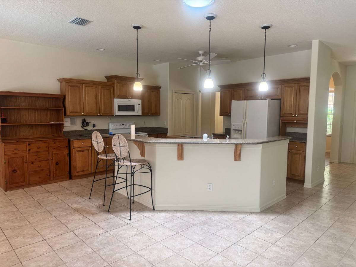 House for rent at 11145 NW 17th Court Rd, Ocala, FL 34475