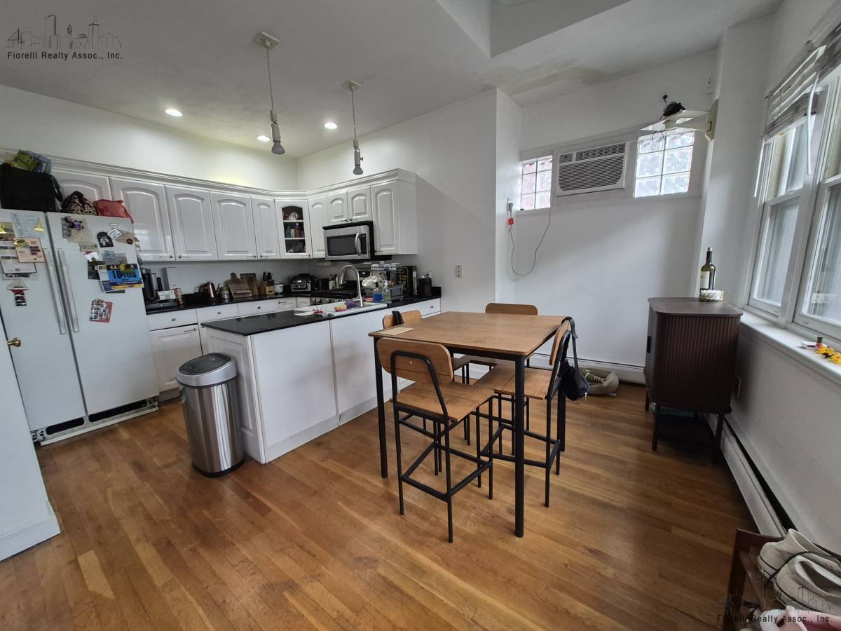 Apartment for rent at 474 Commercial St, Boston, MA 02109