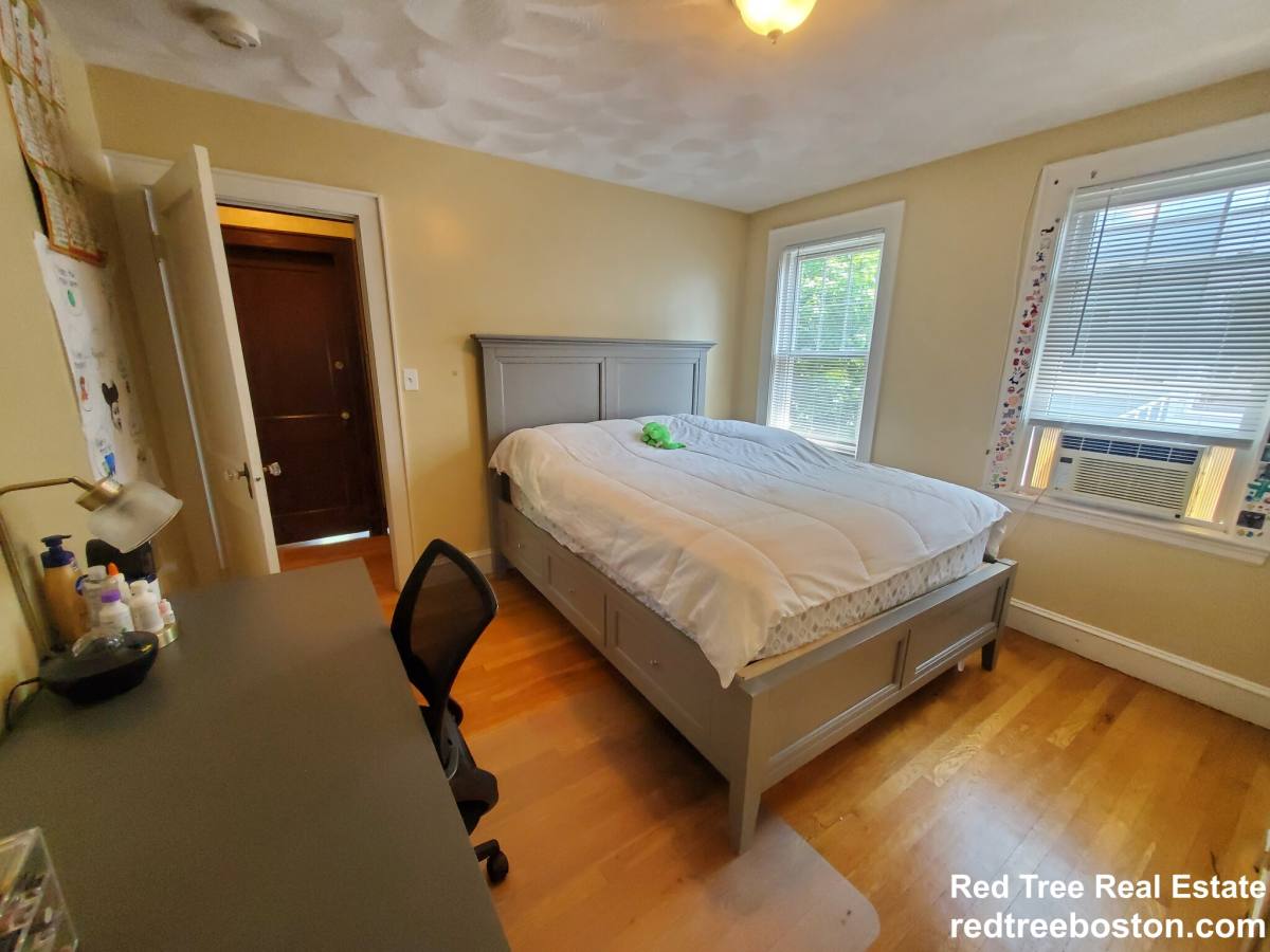 Apartment for rent at 41 Blenford Rd #2, Brighton, MA 02135