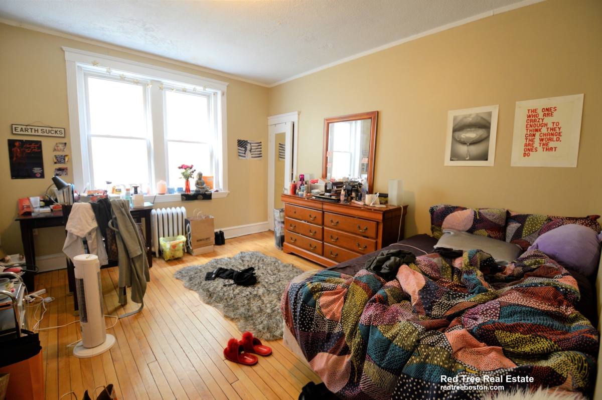 Apartment for rent at 330 Saint Paul St #4, Brookline, MA 02446