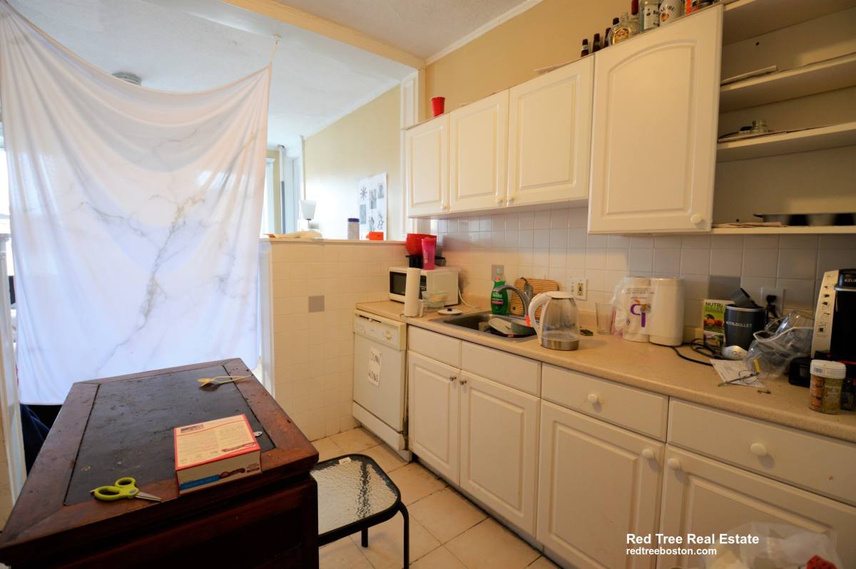 Apartment for rent at 330 Saint Paul St #4, Brookline, MA 02446