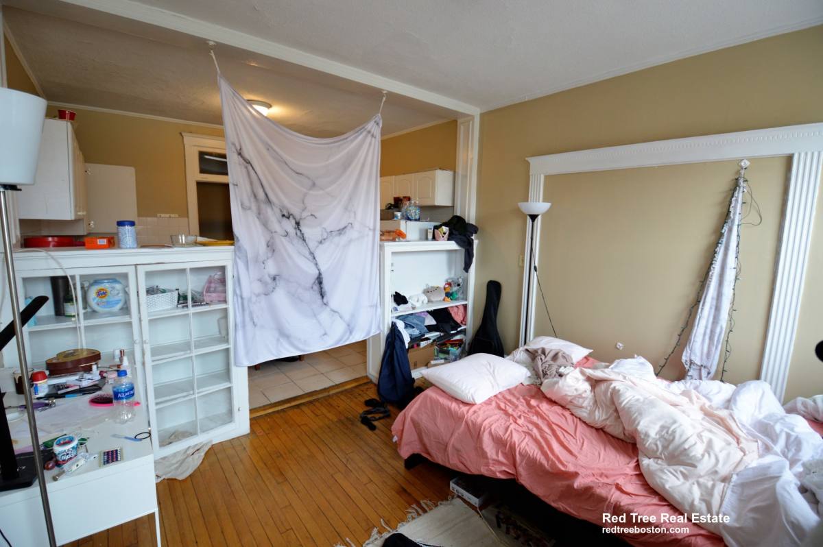 Apartment for rent at 330 Saint Paul St #4, Brookline, MA 02446
