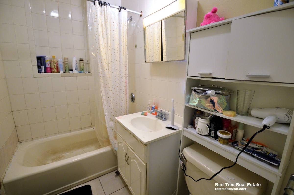 Apartment for rent at 330 Saint Paul St #4, Brookline, MA 02446