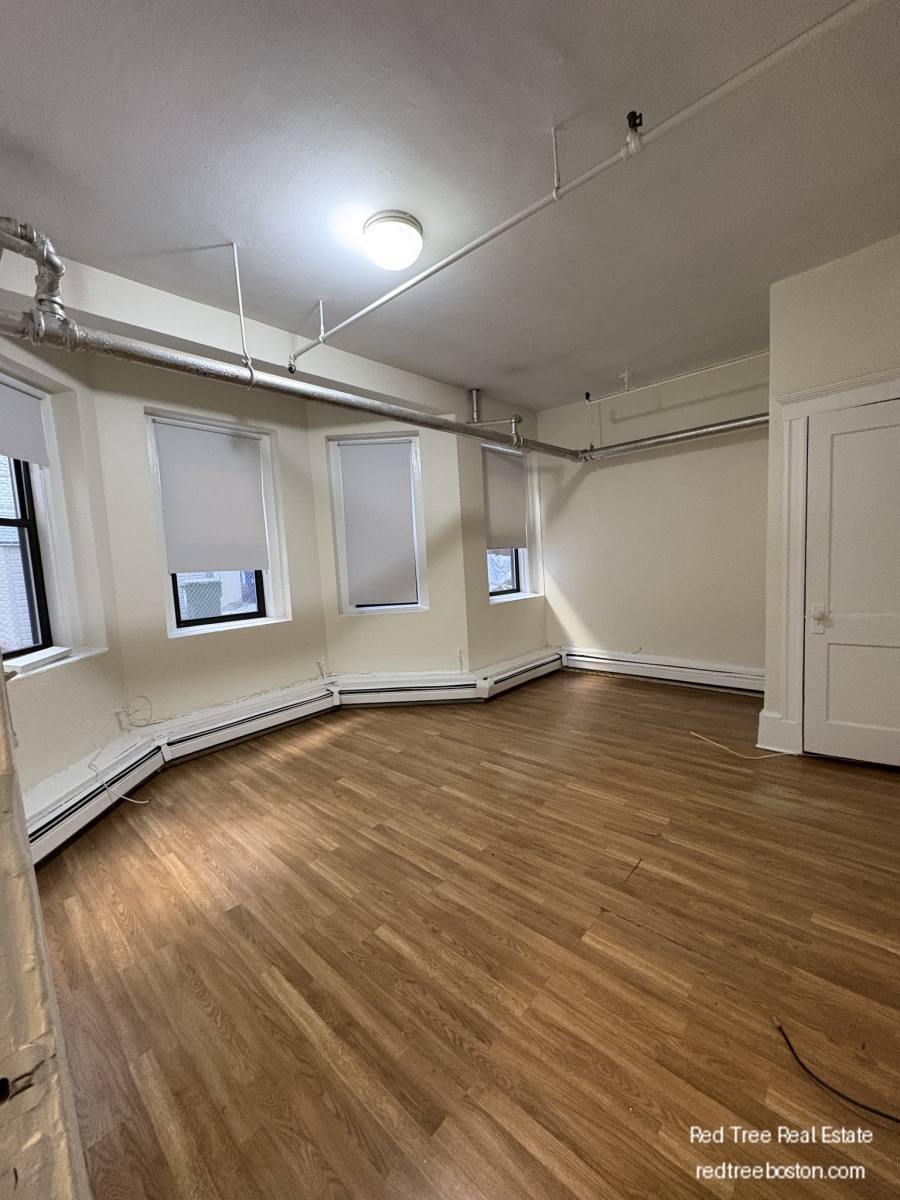Apartment for rent at 1144 Commonwealth Ave #C, Allston, MA 02134
