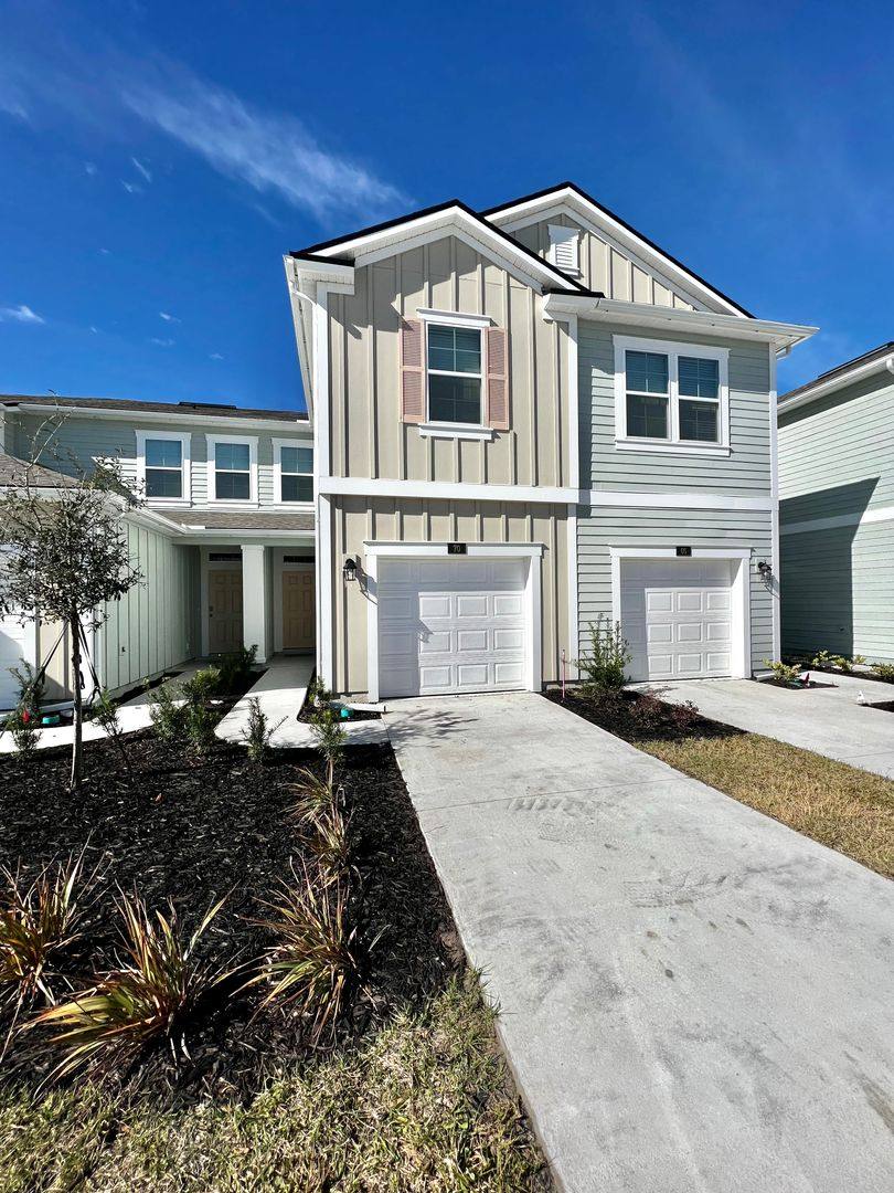 Townhouse for rent at 70 Oarsman Crossing Dr, Saint Augustine, FL 32095