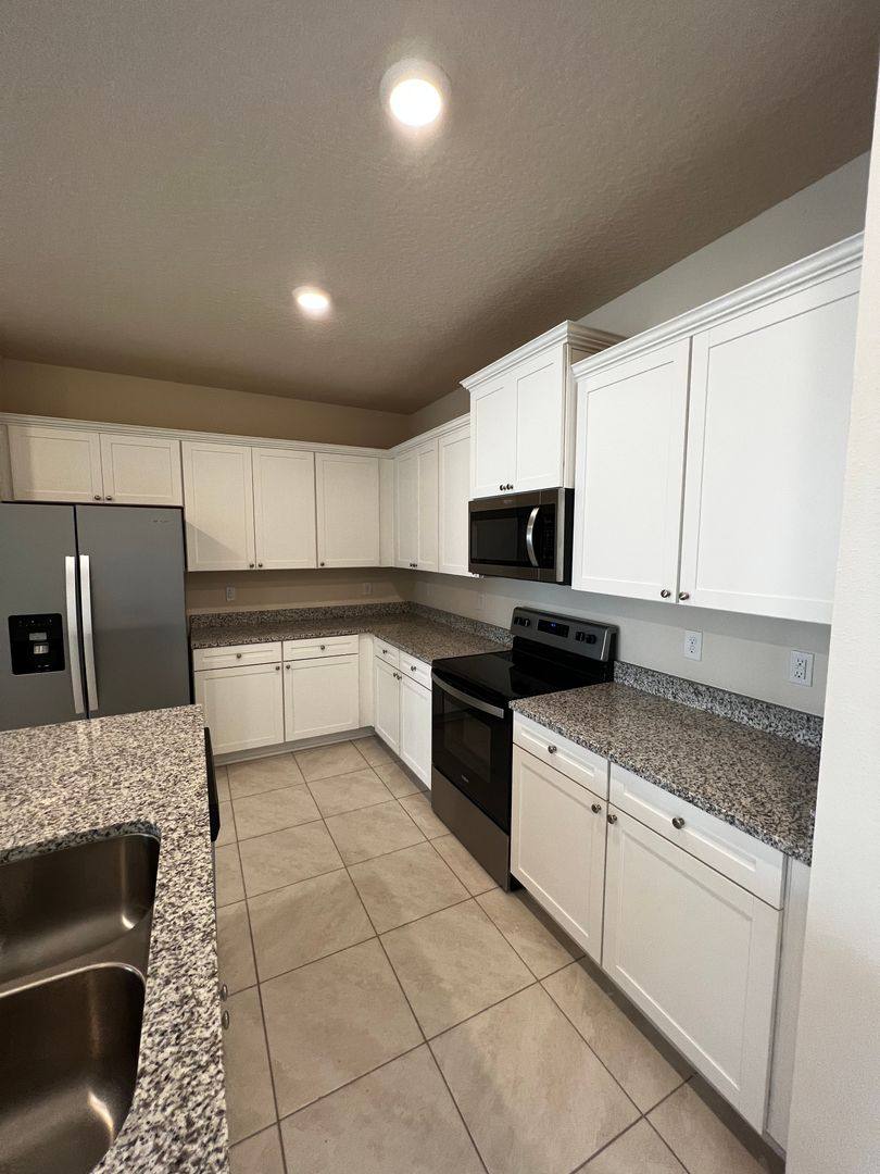 Townhouse for rent at 70 Oarsman Crossing Dr, Saint Augustine, FL 32095