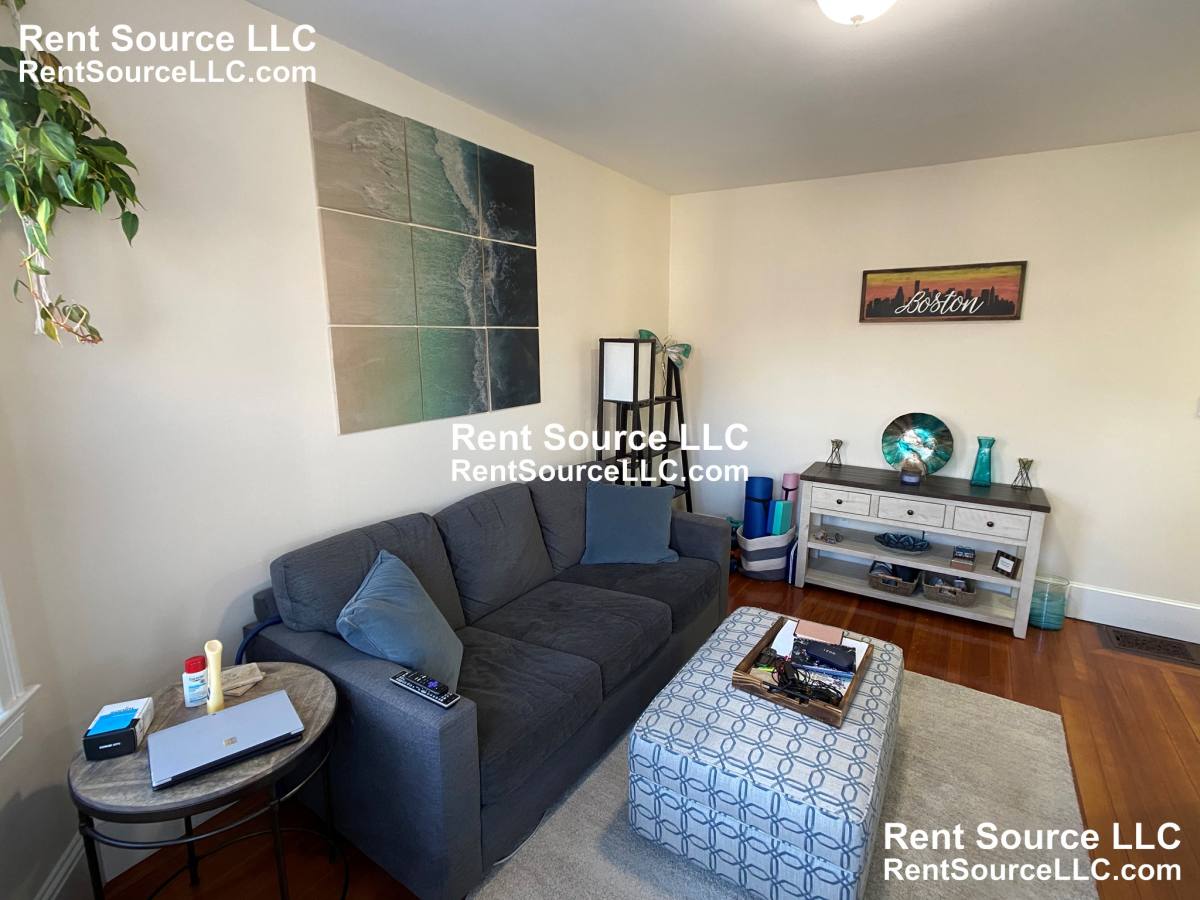 Apartment for rent at 15 Sargent Ave #2, Somerville, MA 02145