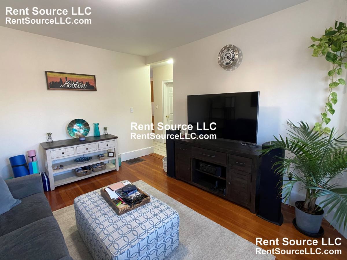 Apartment for rent at 15 Sargent Ave #2, Somerville, MA 02145