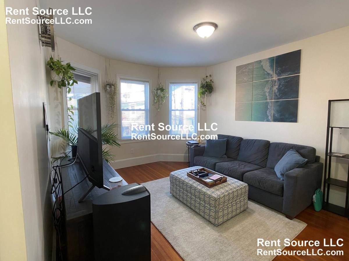 Apartment for rent at 15 Sargent Ave #2, Somerville, MA 02145