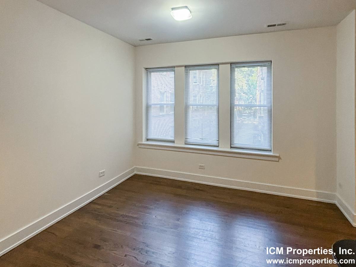 Apartment for rent at 5056 N Winchester #1W, Chicago, IL 60640