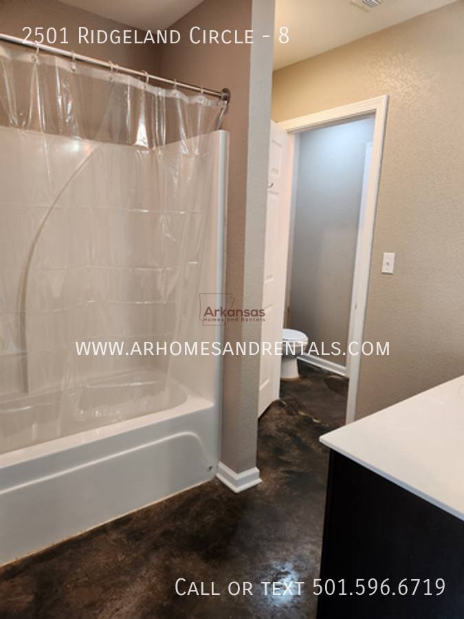 Apartment for rent at 2501 Ridgeland Circle #8, Pocahontas, AR 72455