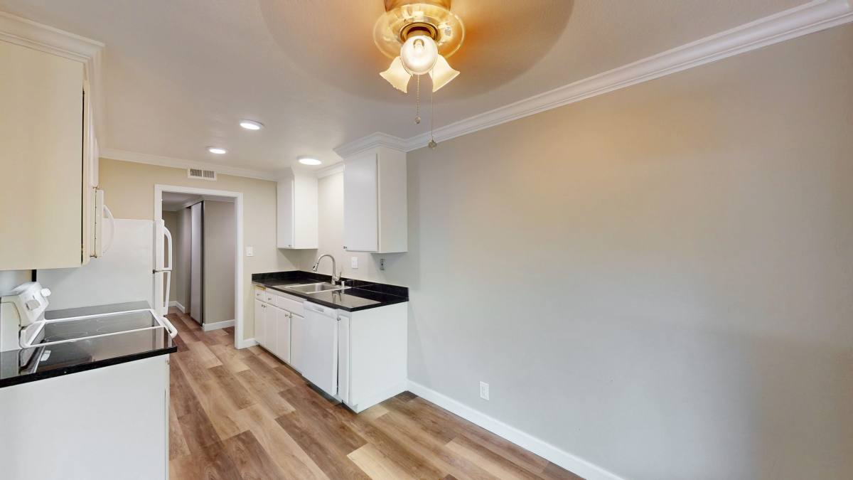 Apartment for rent at 821 Las Gallinas Ave #219, San Rafael, CA 94903