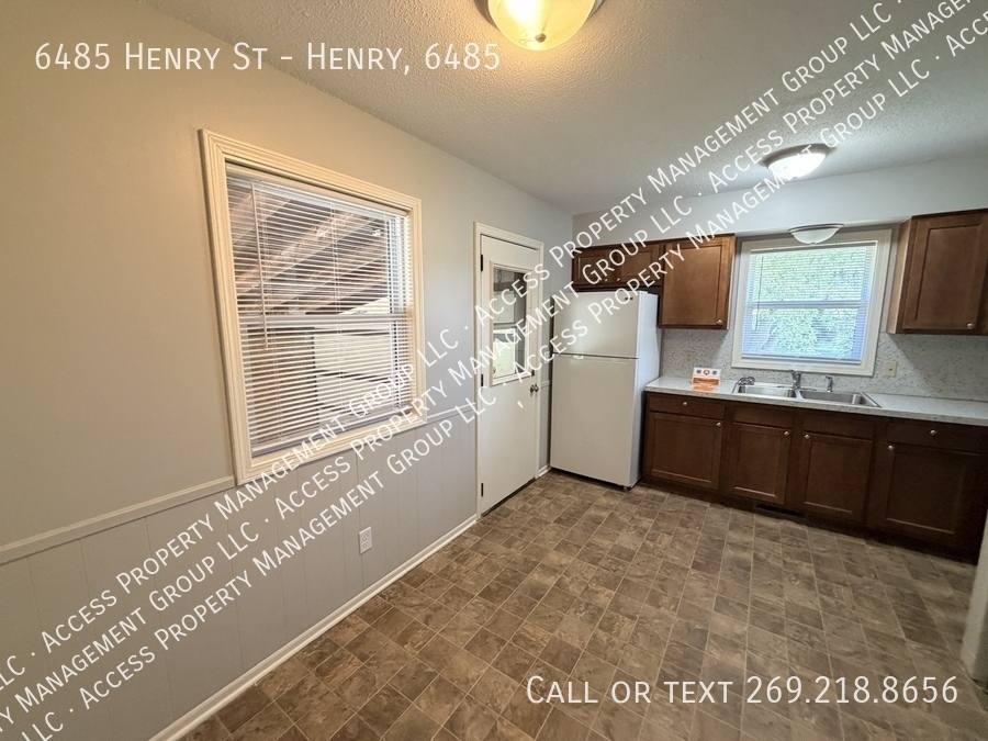 House for rent at 6485 Henry St, Allendale, MI 49401