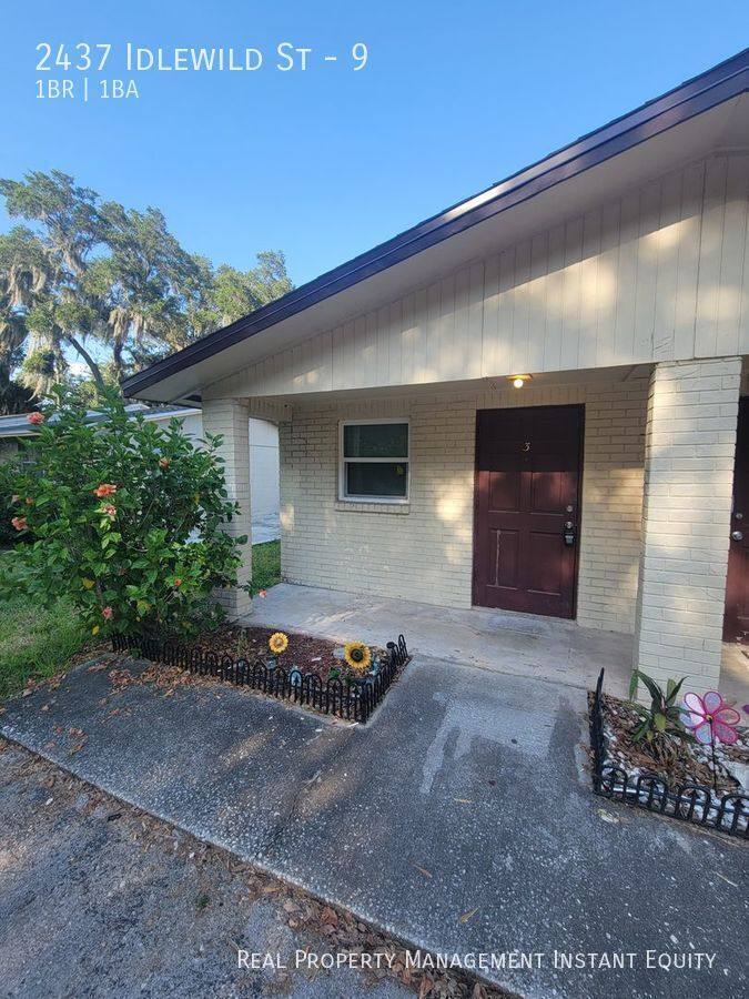 Apartment for rent at 2437 Idlewild St #9, Lakeland, FL 33801