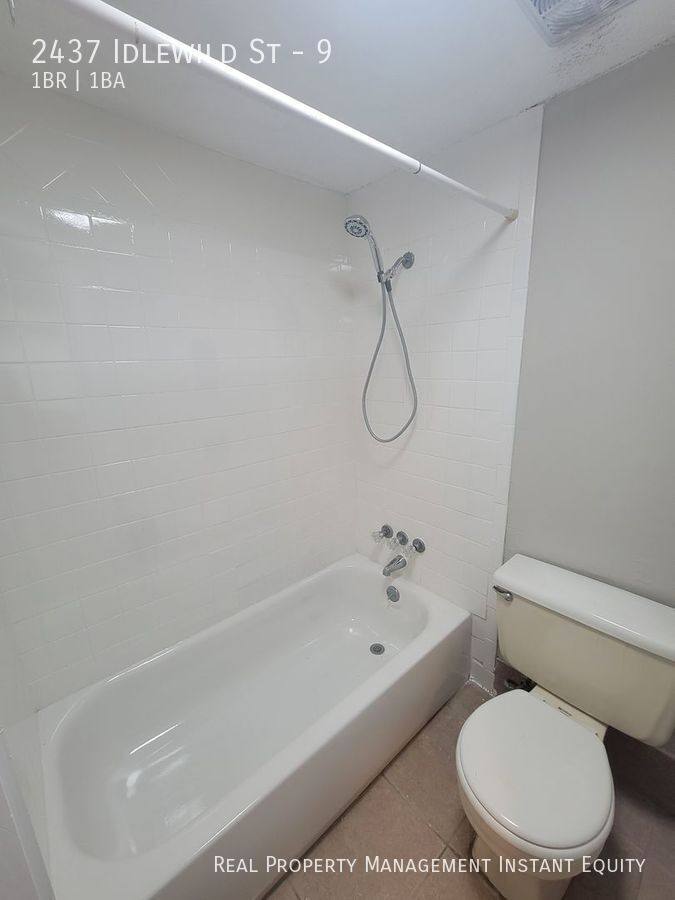Apartment for rent at 2437 Idlewild St #9, Lakeland, FL 33801