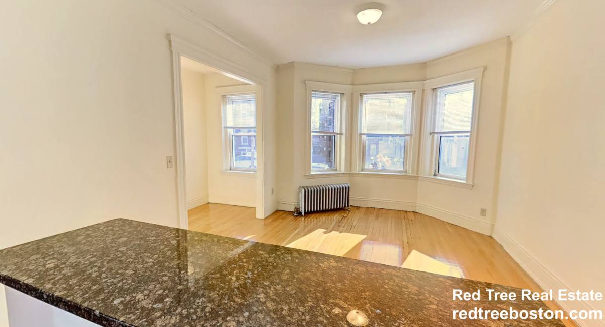 111 Queensberry St #2, Boston, MA 02215 - Apartment for Rent