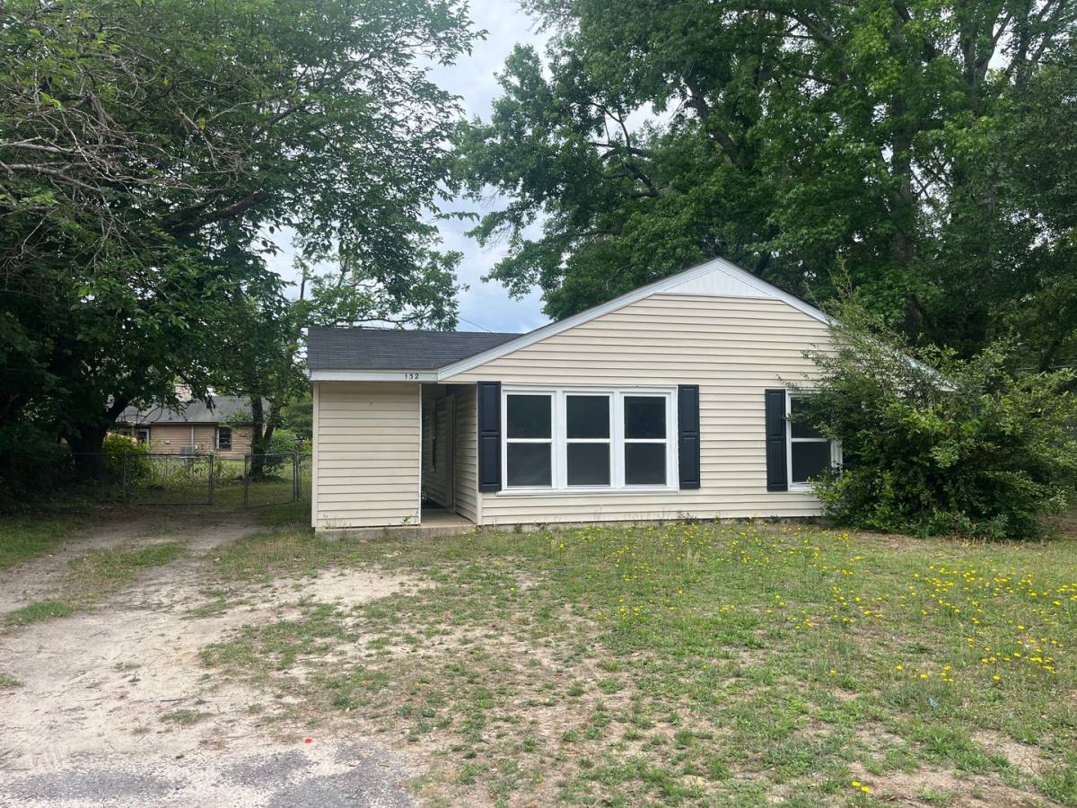House for rent at 132 Taylor St, Aiken, SC 29803