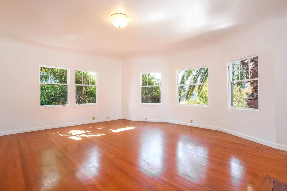 Apartment for rent at 6458 Colby St, Oakland, CA 94618