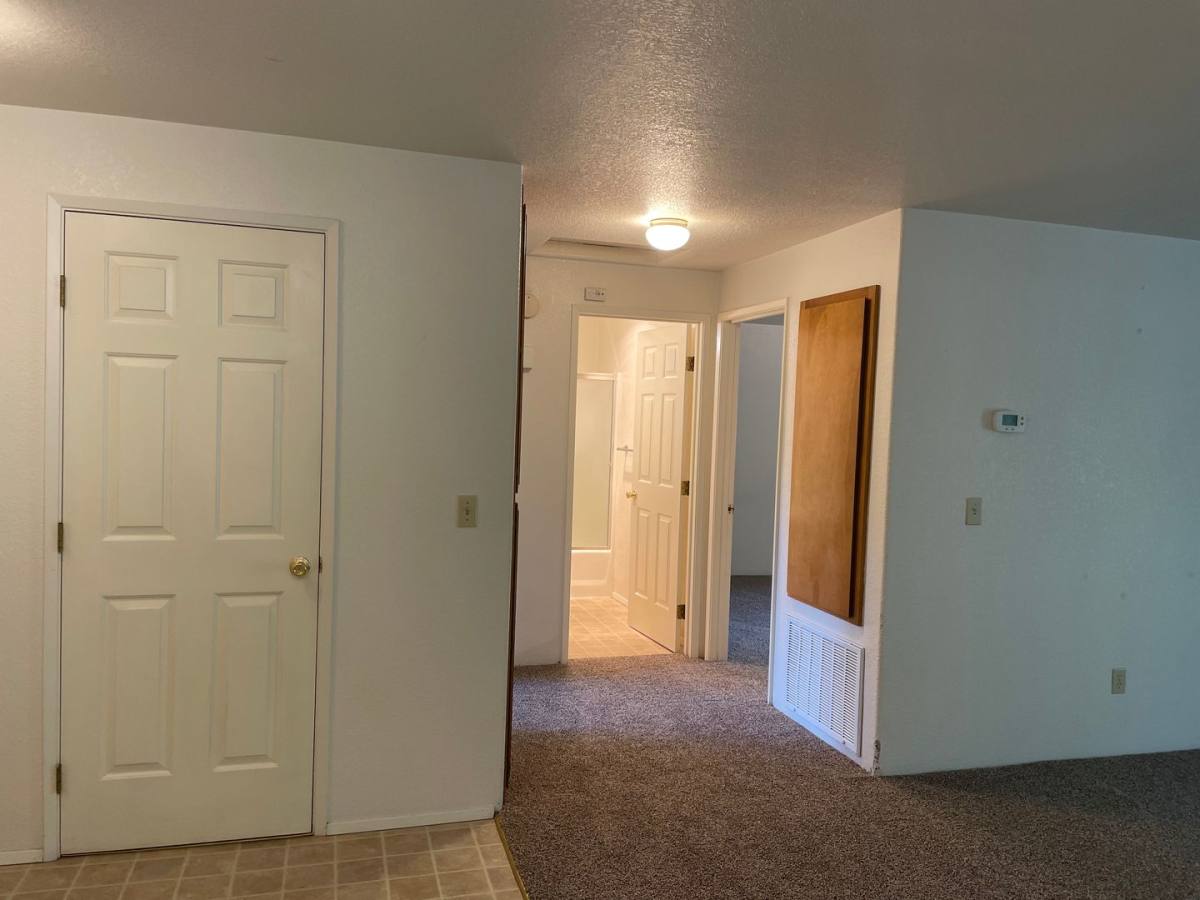 Apartment for rent at 1407 & 1409 Kokanee Lane, Grants Pass, OR 97527