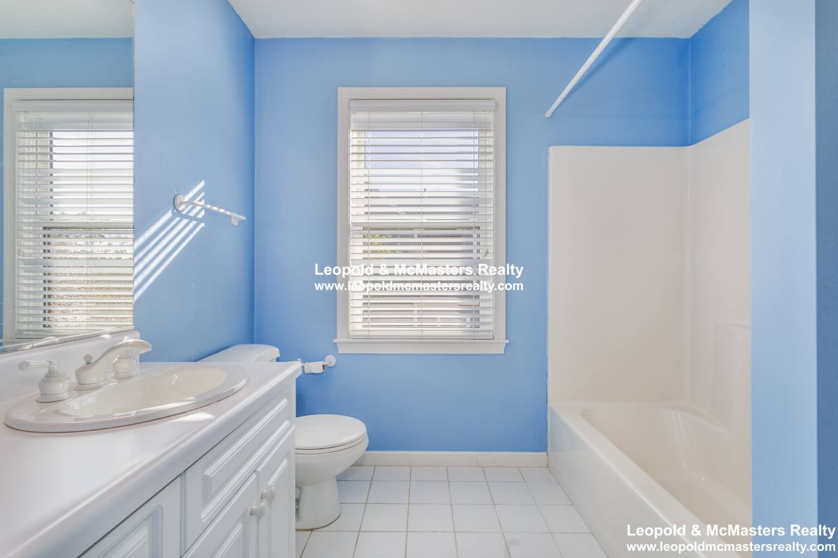 Apartment for rent at 9 Reservoir Ridge Rd, Framingham, MA 01702