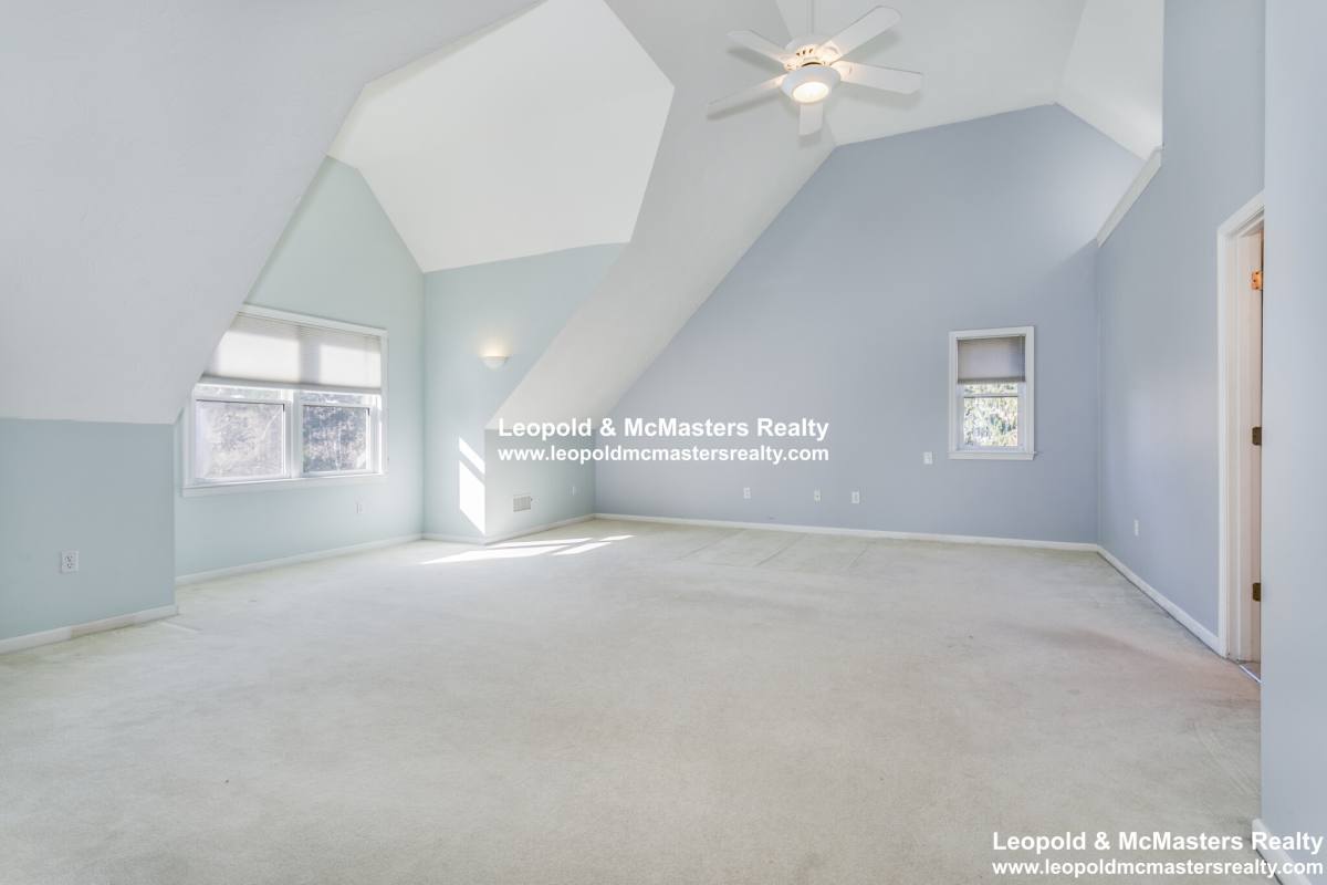 Apartment for rent at 9 Reservoir Ridge Rd, Framingham, MA 01702