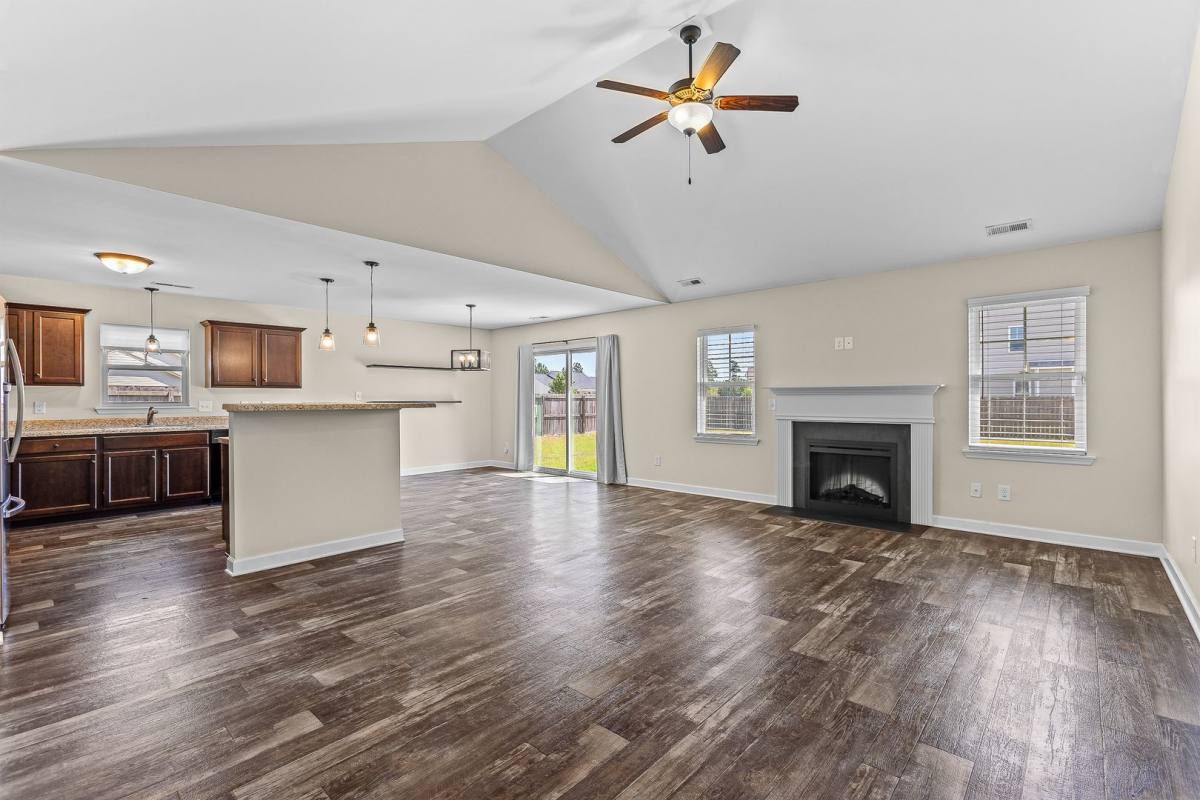 House for rent at 120 Prospect Dr, Richlands, NC 28574