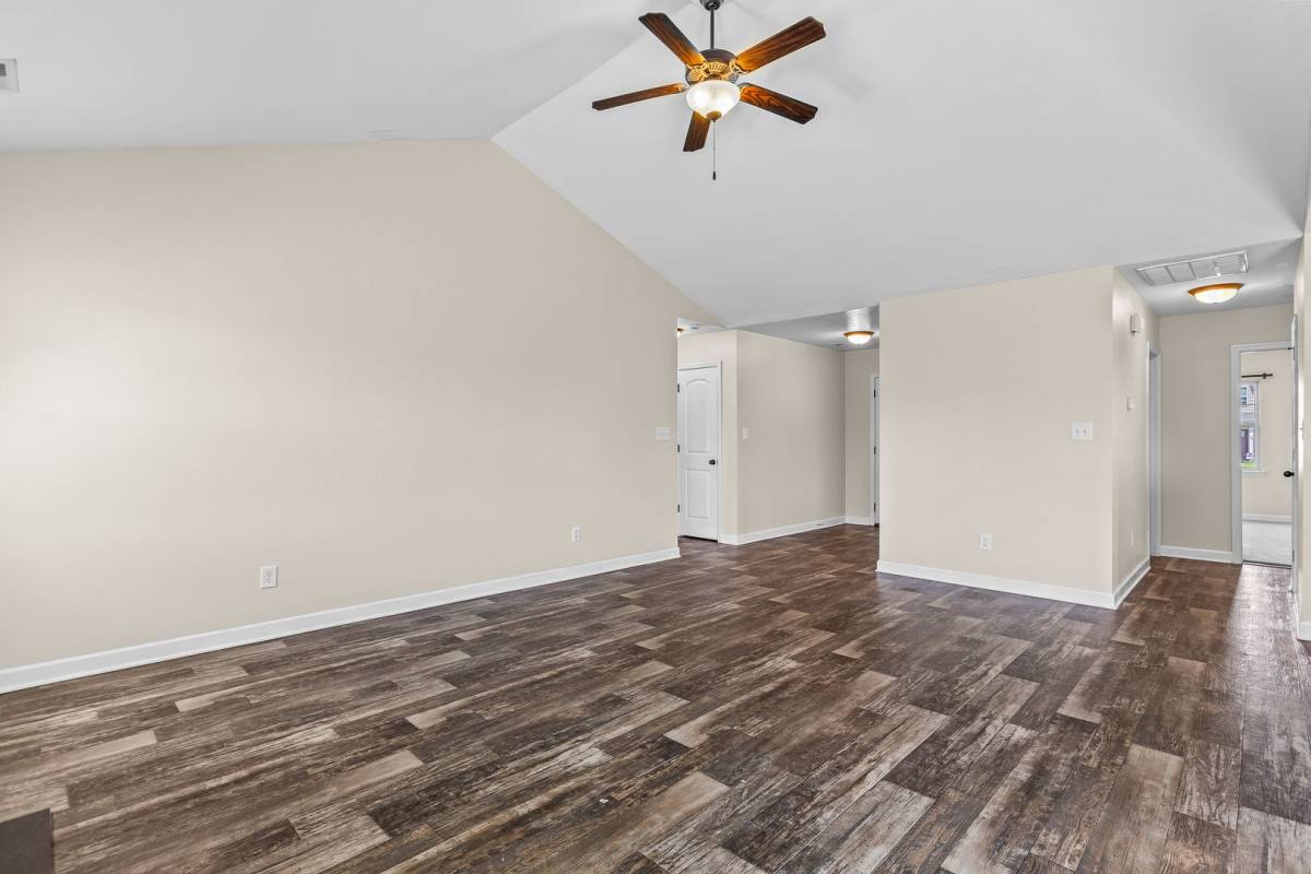 House for rent at 120 Prospect Dr, Richlands, NC 28574