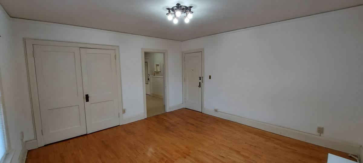 Apartment for rent at 1168 Grand Ave, Saint Paul, MN 55105