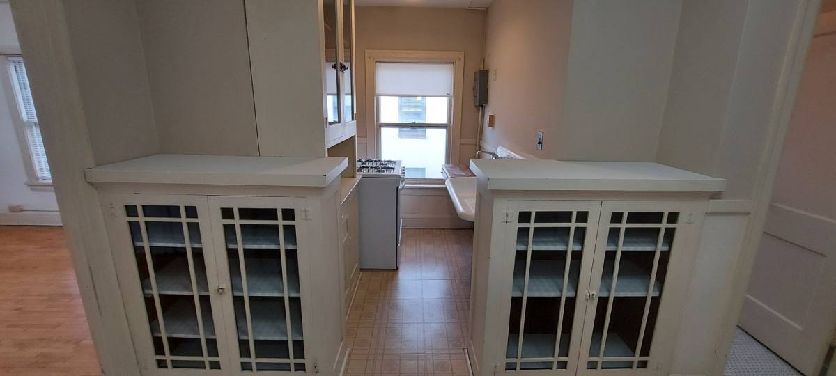 Apartment for rent at 1168 Grand Ave, Saint Paul, MN 55105
