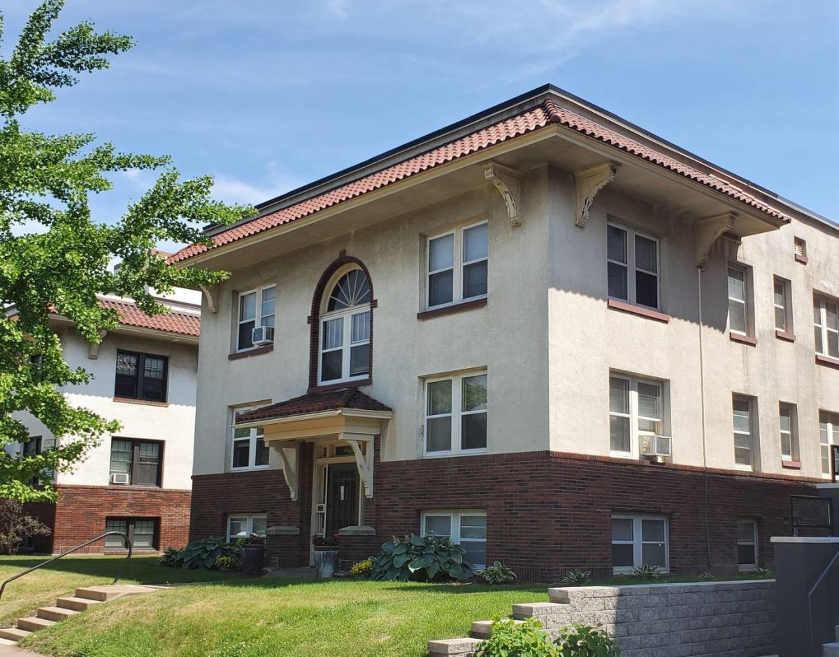 Apartment for rent at 1168 Grand Ave, Saint Paul, MN 55105