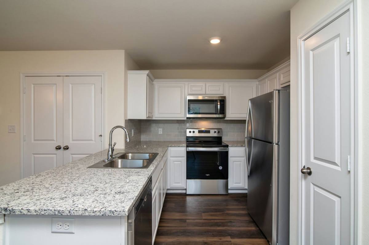 Townhouse for rent at 201 S May, Whitewright, TX 75491