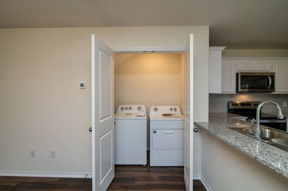 Townhouse for rent at 201 S May, Whitewright, TX 75491