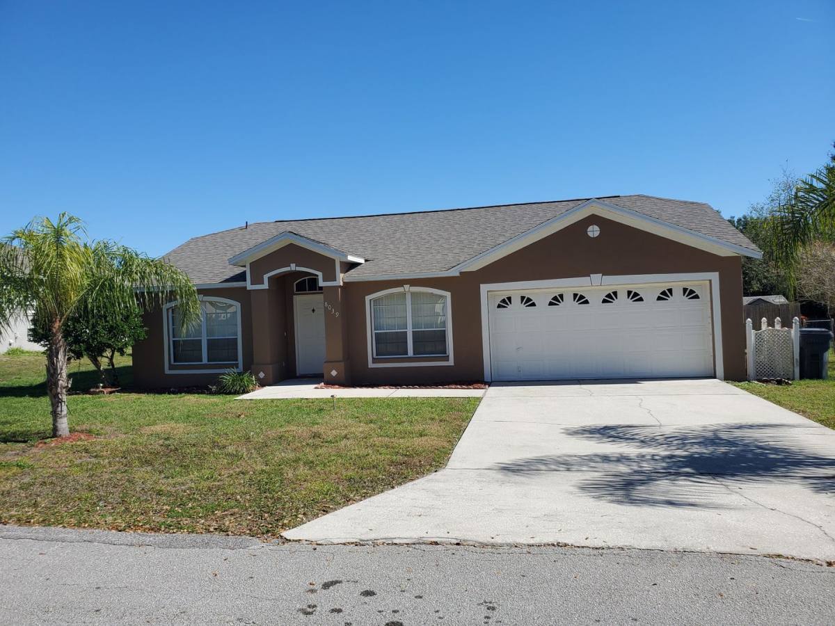 House for rent at 8039 Ridgeglen Circle E, Lakeland, FL 33809