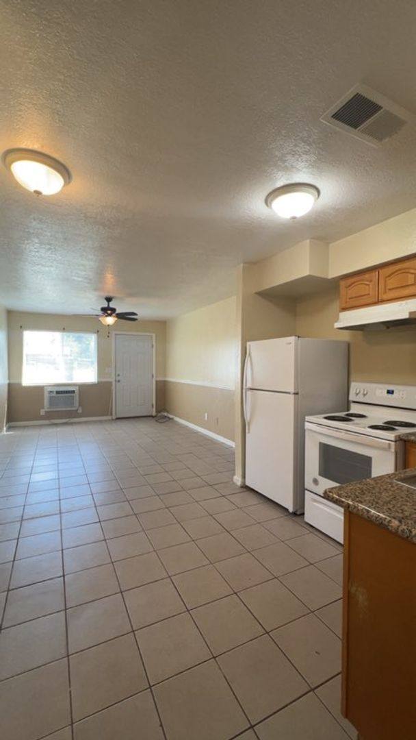 Apartment for rent at 6769 California St, Winton, CA 95388