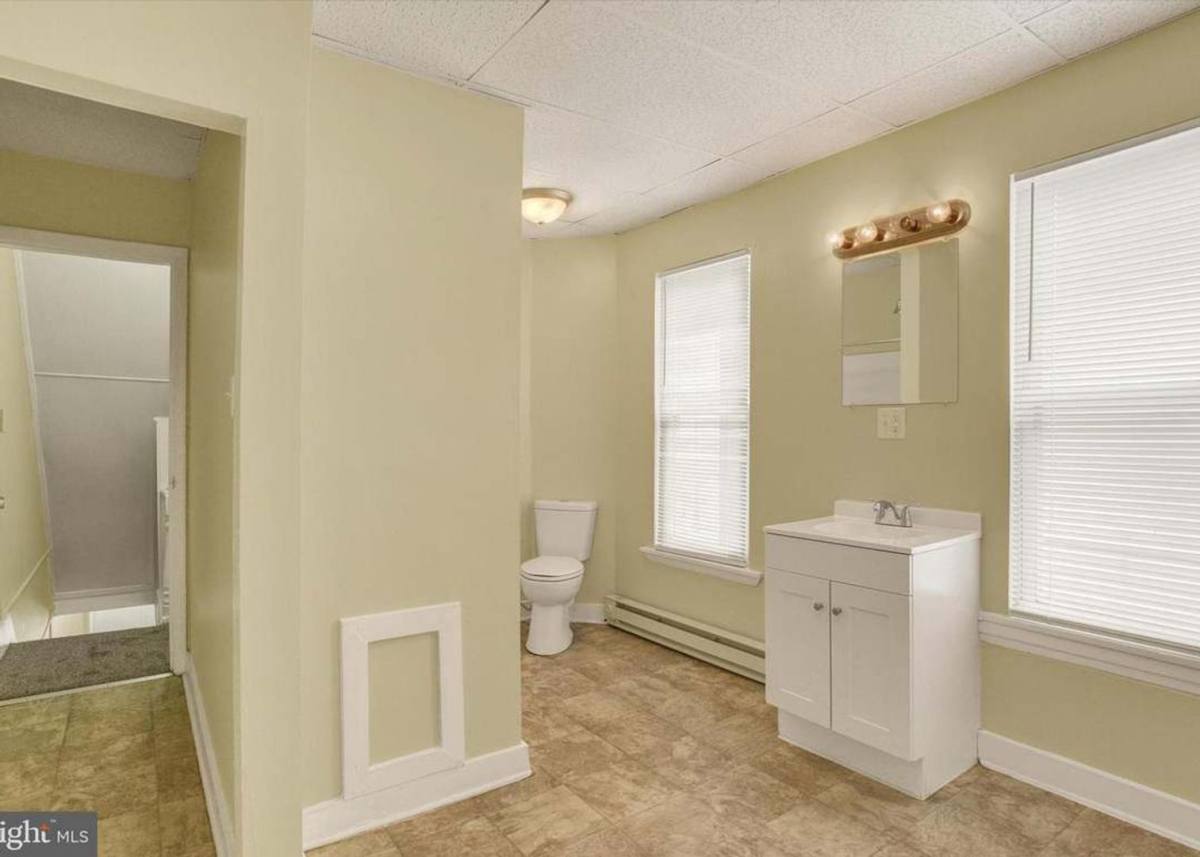 House for rent at 52 Balm St, Harrisburg, PA 17103