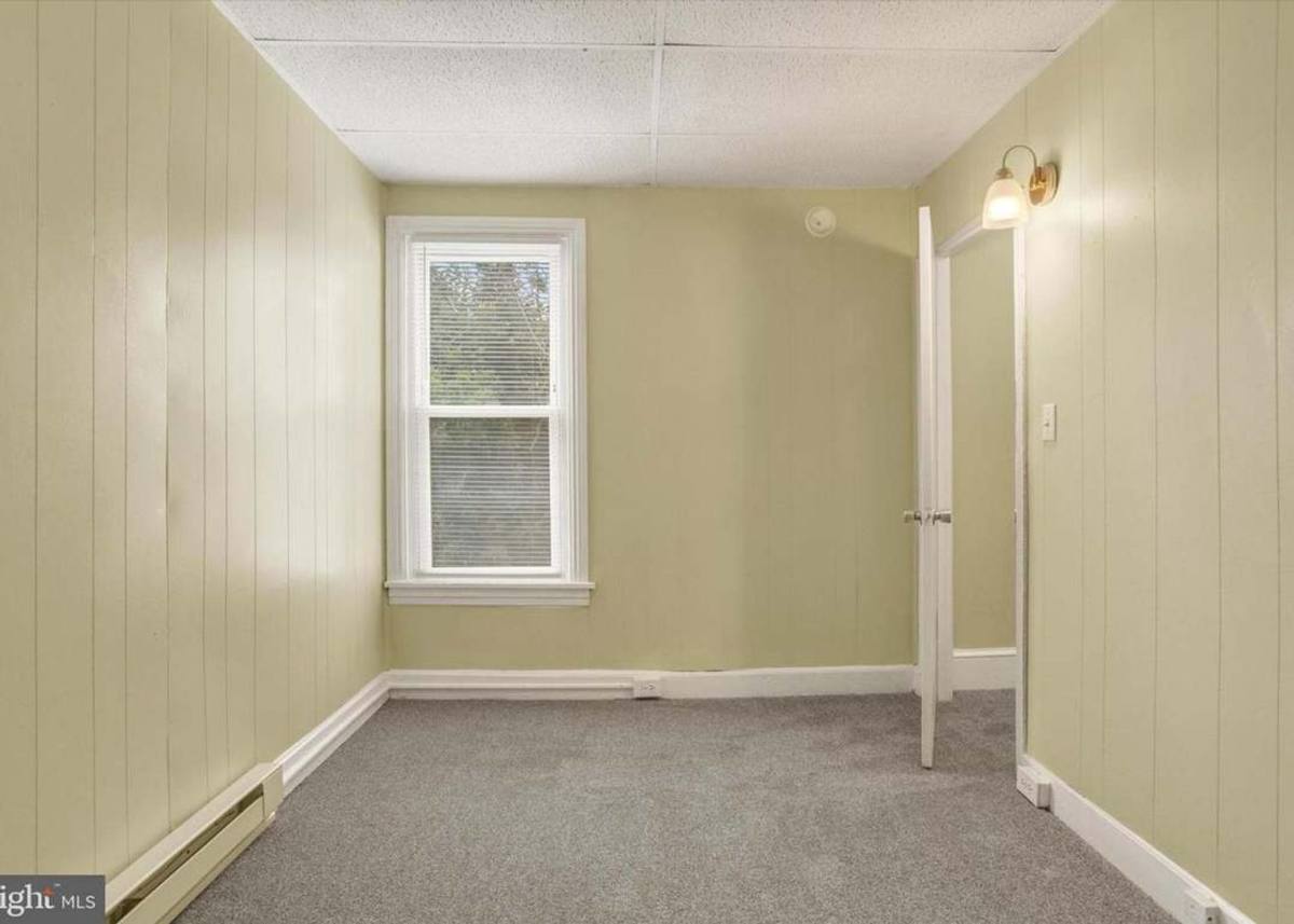 House for rent at 52 Balm St, Harrisburg, PA 17103