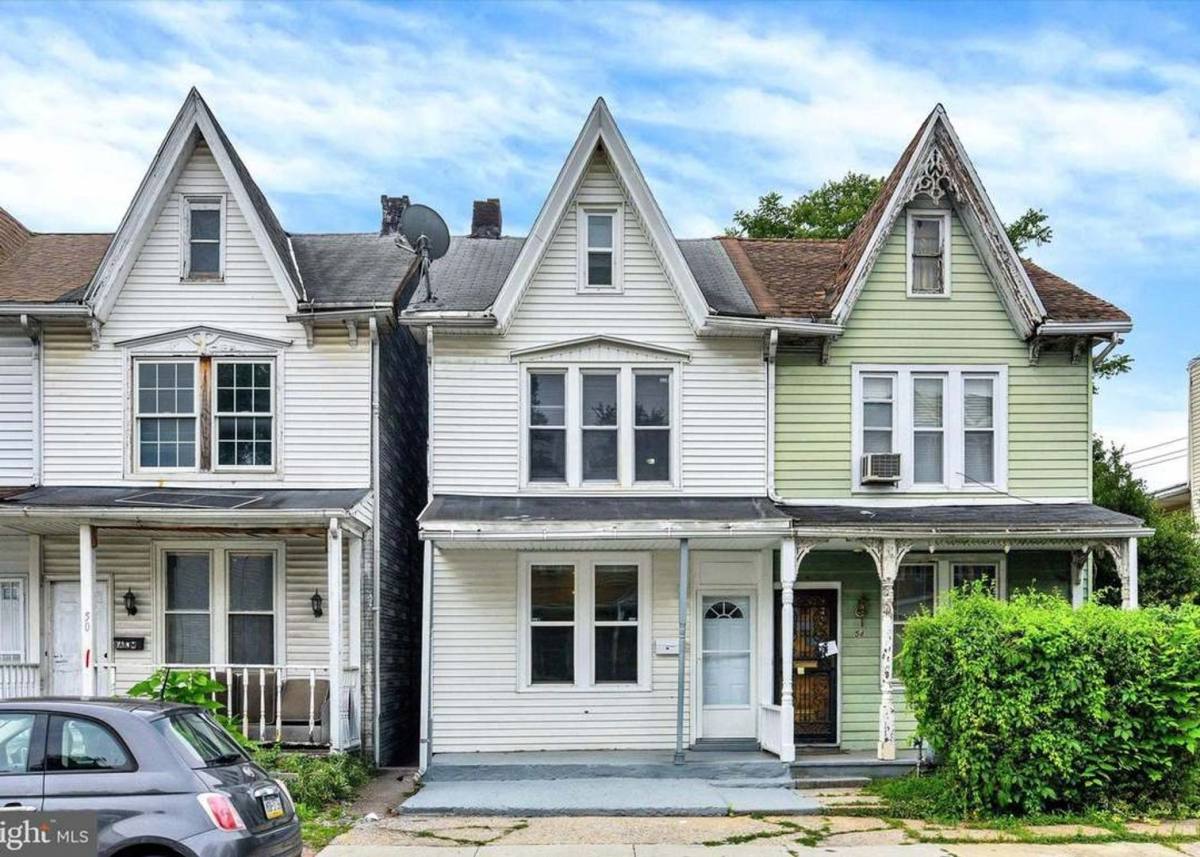 House for rent at 52 Balm St, Harrisburg, PA 17103