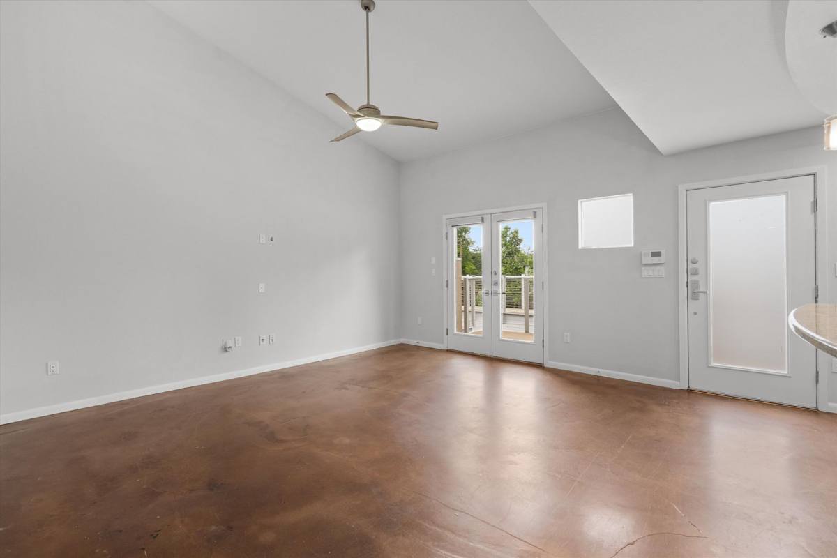 Condo for rent at 41 Waller St, Austin, TX 78702