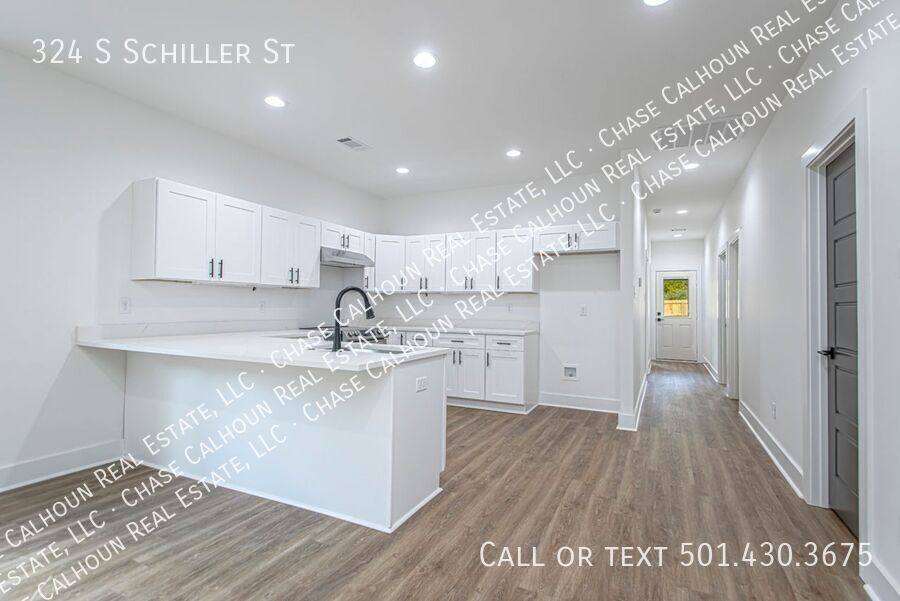 House for rent at 324 S Schiller St, Little Rock, AR 72205