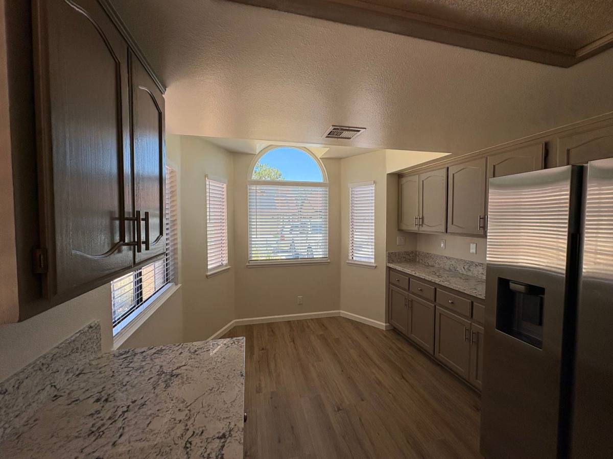 Condo for rent at 11630 Pepper Lane, Apple Valley, CA 92308