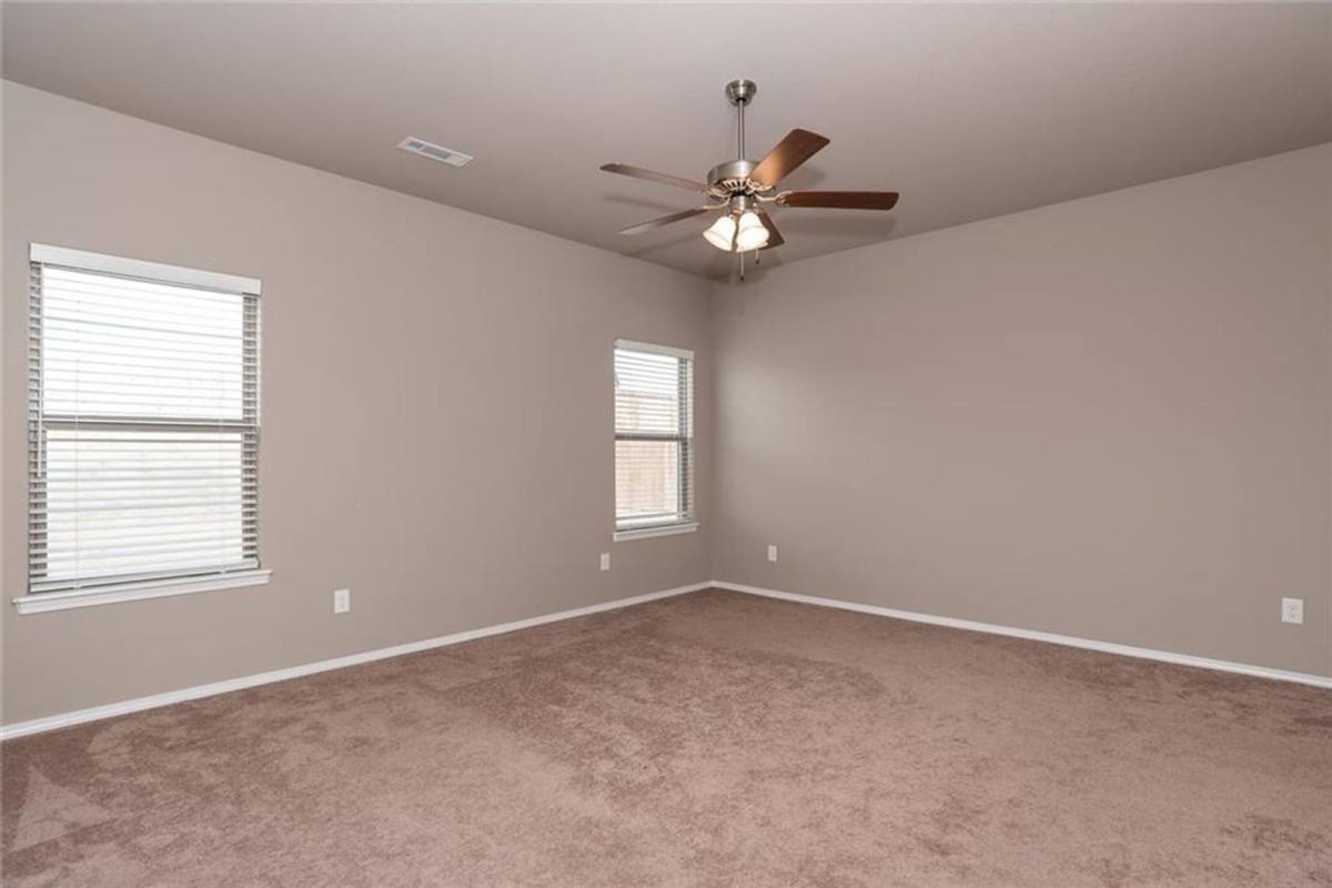 House for rent at 408 Driftwood, Lowell, AR 72745