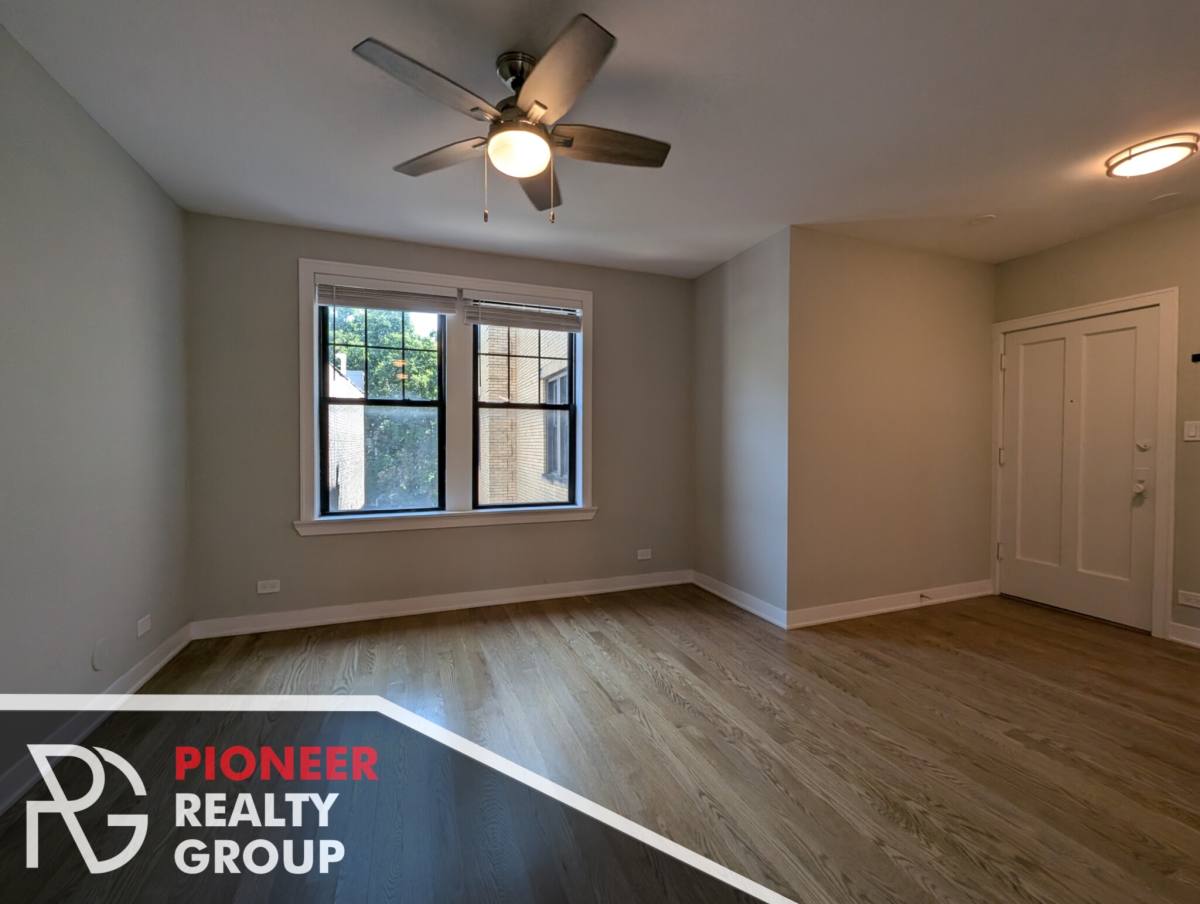 Apartment for rent at 3620 N Marshfield Ave #1C, Chicago, IL 60613