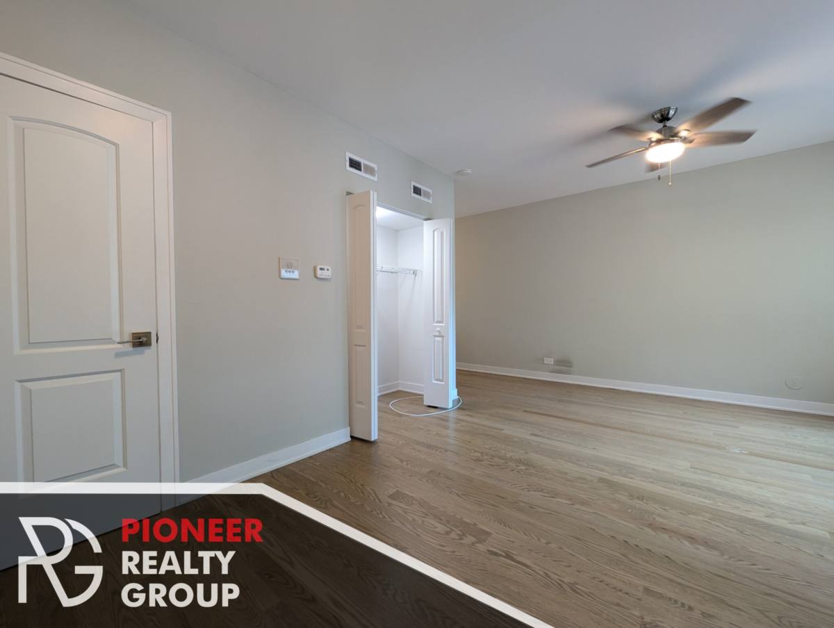 Apartment for rent at 3620 N Marshfield Ave #1C, Chicago, IL 60613