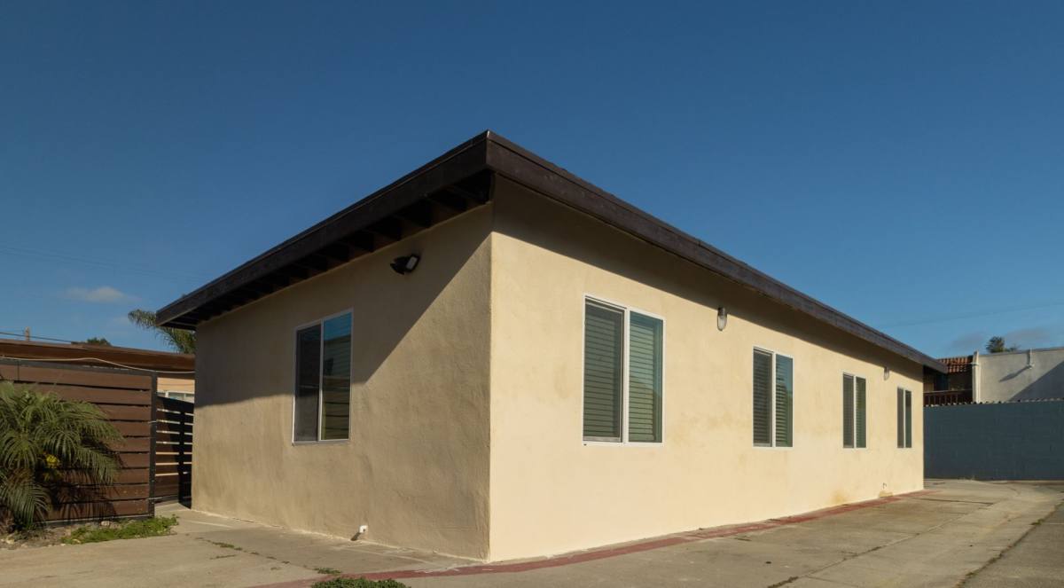 Apartment for rent at 433-439 Grant St, Oceanside, CA 92054