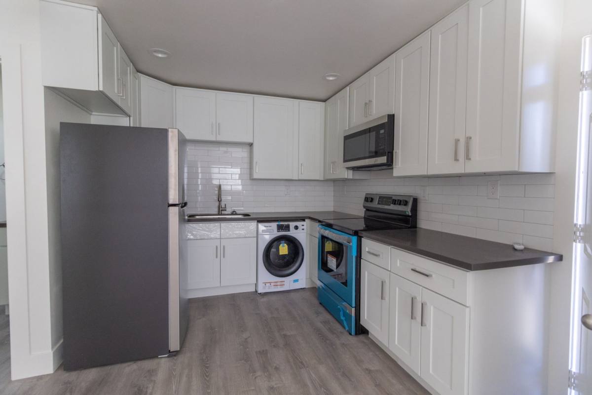 Apartment for rent at 433-439 Grant St, Oceanside, CA 92054