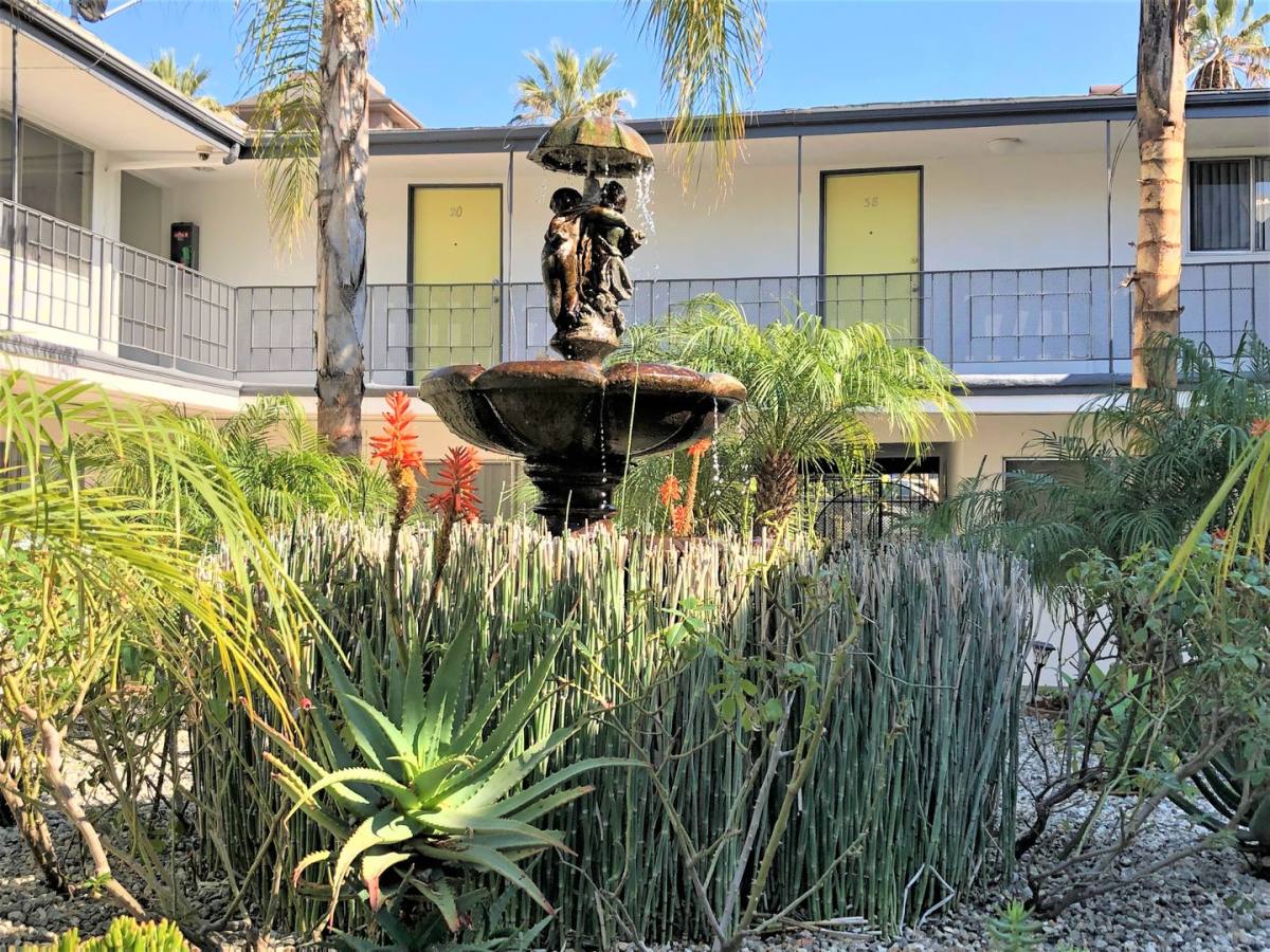 Apartment for rent at 345 S Westlake Ave, Los Angeles, CA 90057