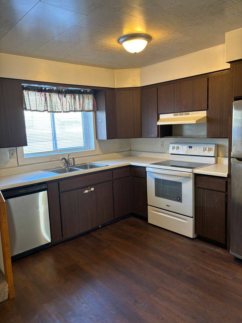Apartment for rent at 94 Farewell Ave, Fairbanks, AK 99701
