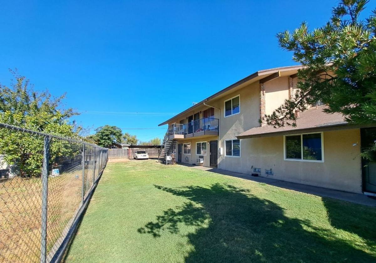 Apartment for rent at 453 N Orchard St, Fresno, CA 93701