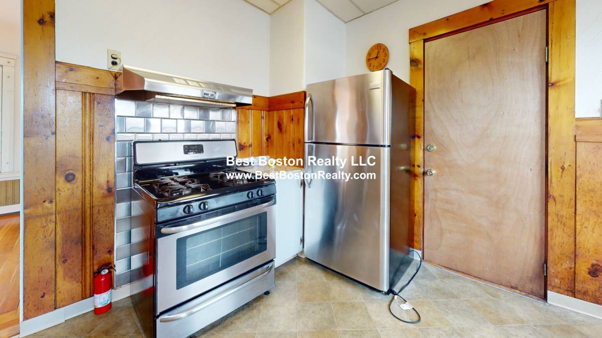 House for rent at 24 Mayberry Ave #3, Medford, MA 02155