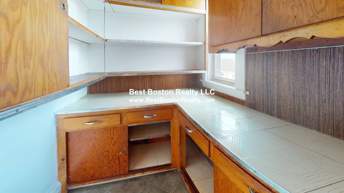 House for rent at 24 Mayberry Ave #3, Medford, MA 02155